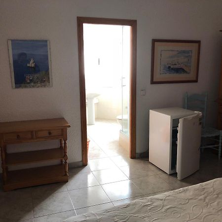 Casa De Huespedes El Almendro Hotel Ibiza Eksteriør billede