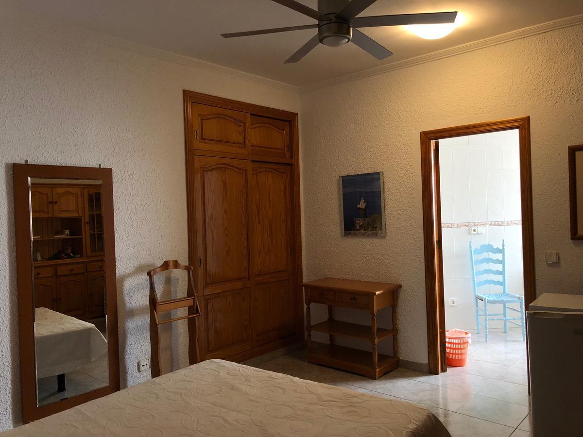 Casa De Huespedes El Almendro Hotel Ibiza Eksteriør billede